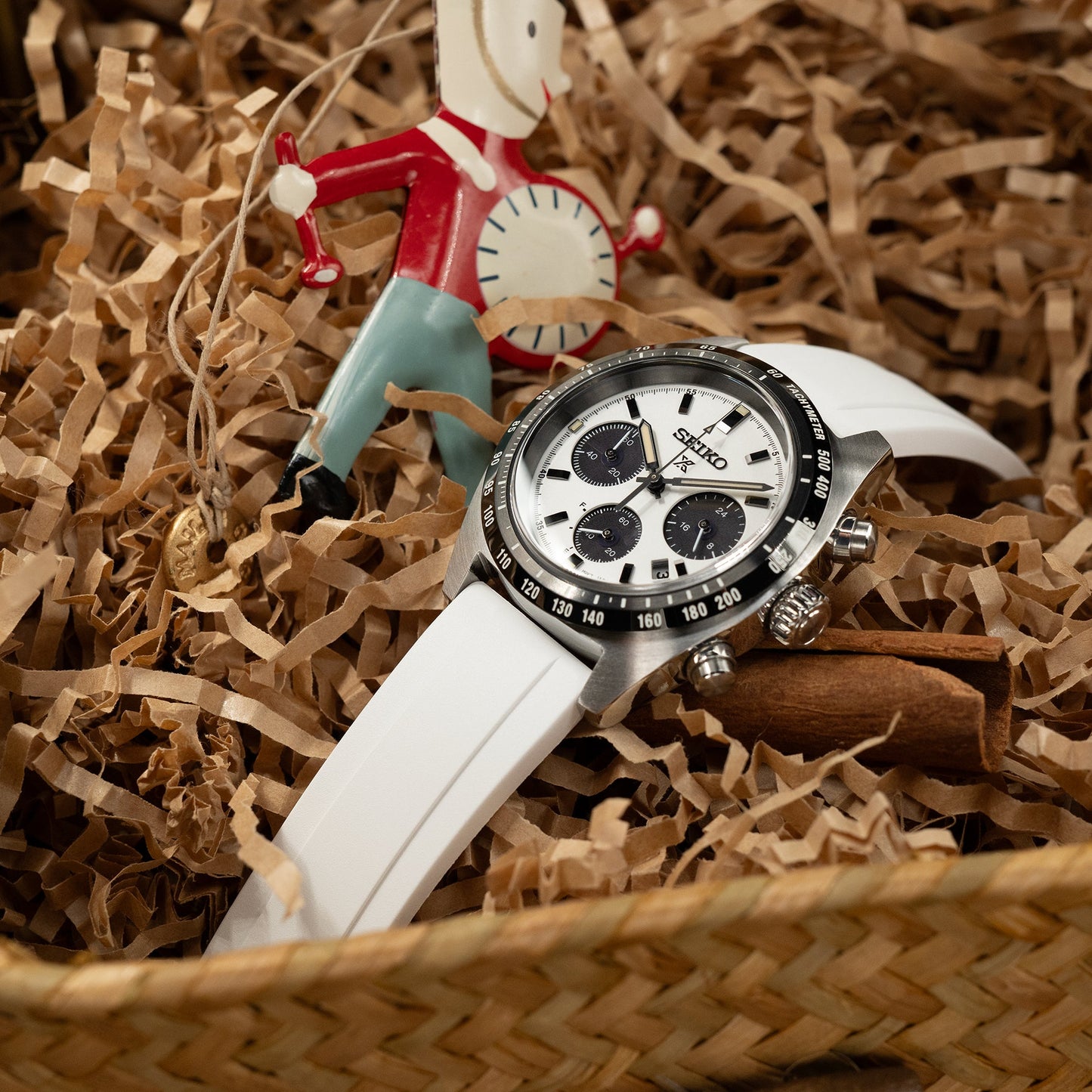 Seiko Speedtimer Panda chronograph SSC813 White Seitona