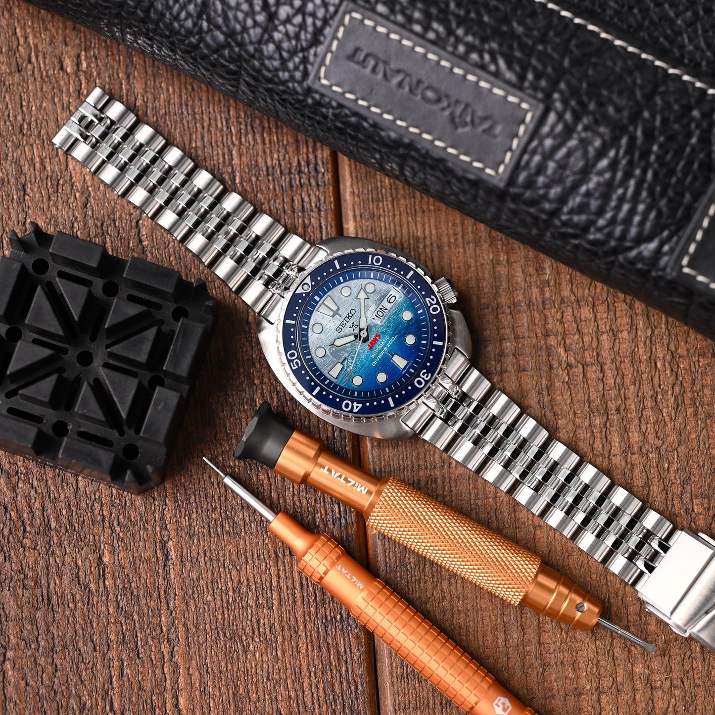 Angus-J Louis compatible with Seiko Turtle SRP777, V-Clasp