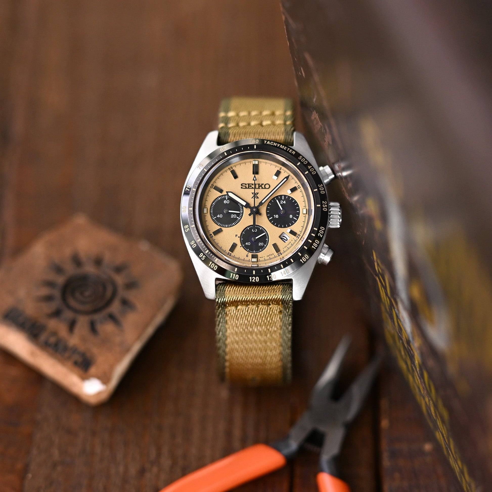 Seiko Speedtimer Panda chronograph SSC817 Gold Dial Seitona