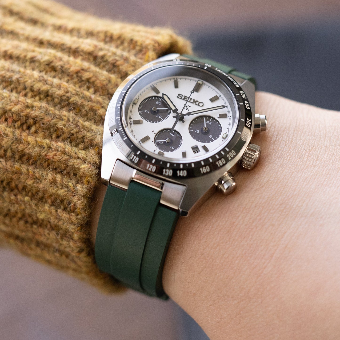 Seiko Speedtimer Panda chronograph SSC813 White Seitona