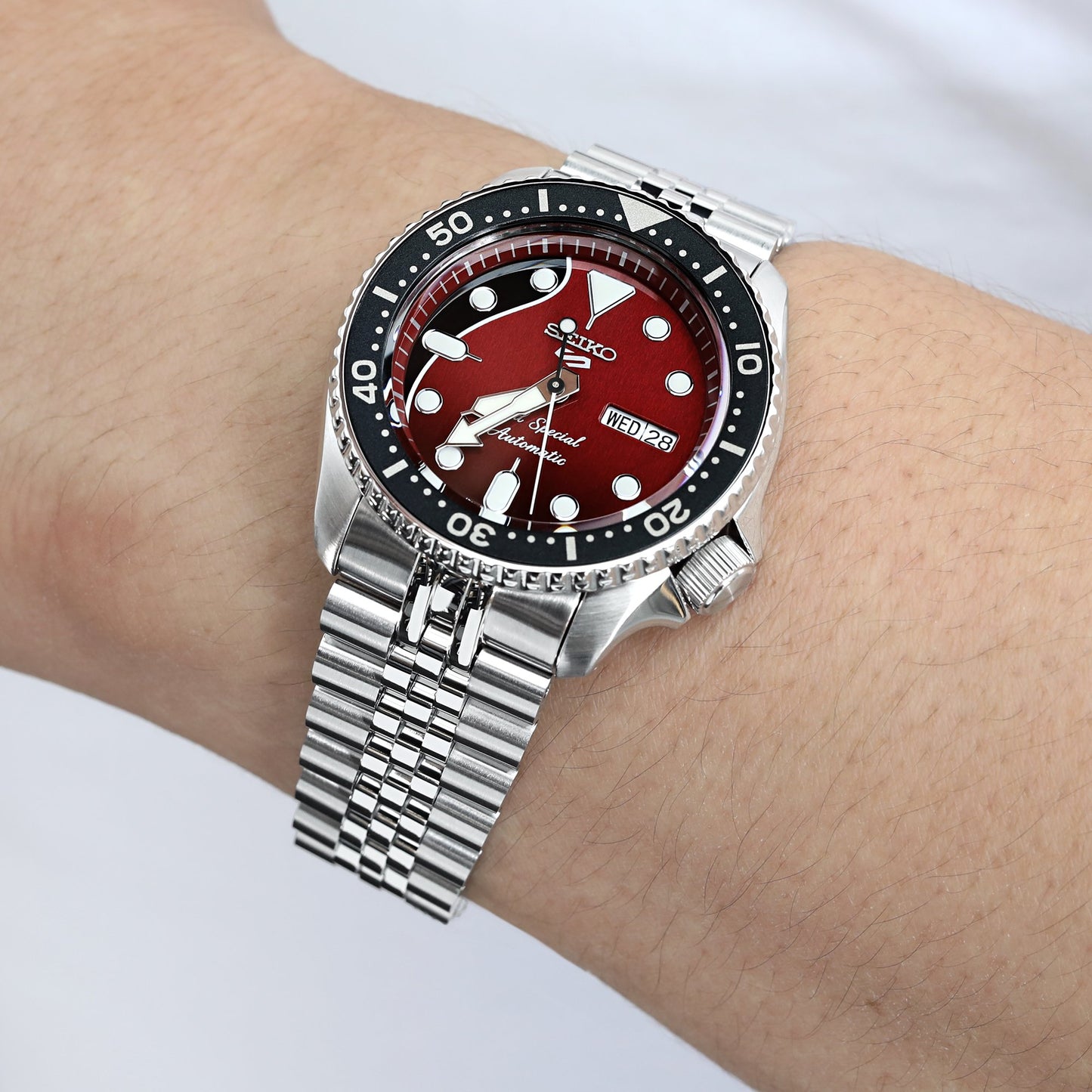Seiko 5 Sports Brian May Special Edition SRPE83