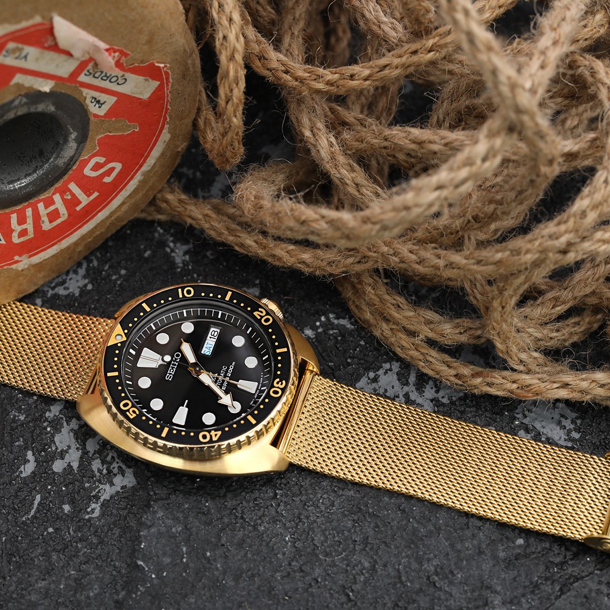 22mm Classic Vintage Knitted Superfine Wire Mesh Band, Polished IP Gold