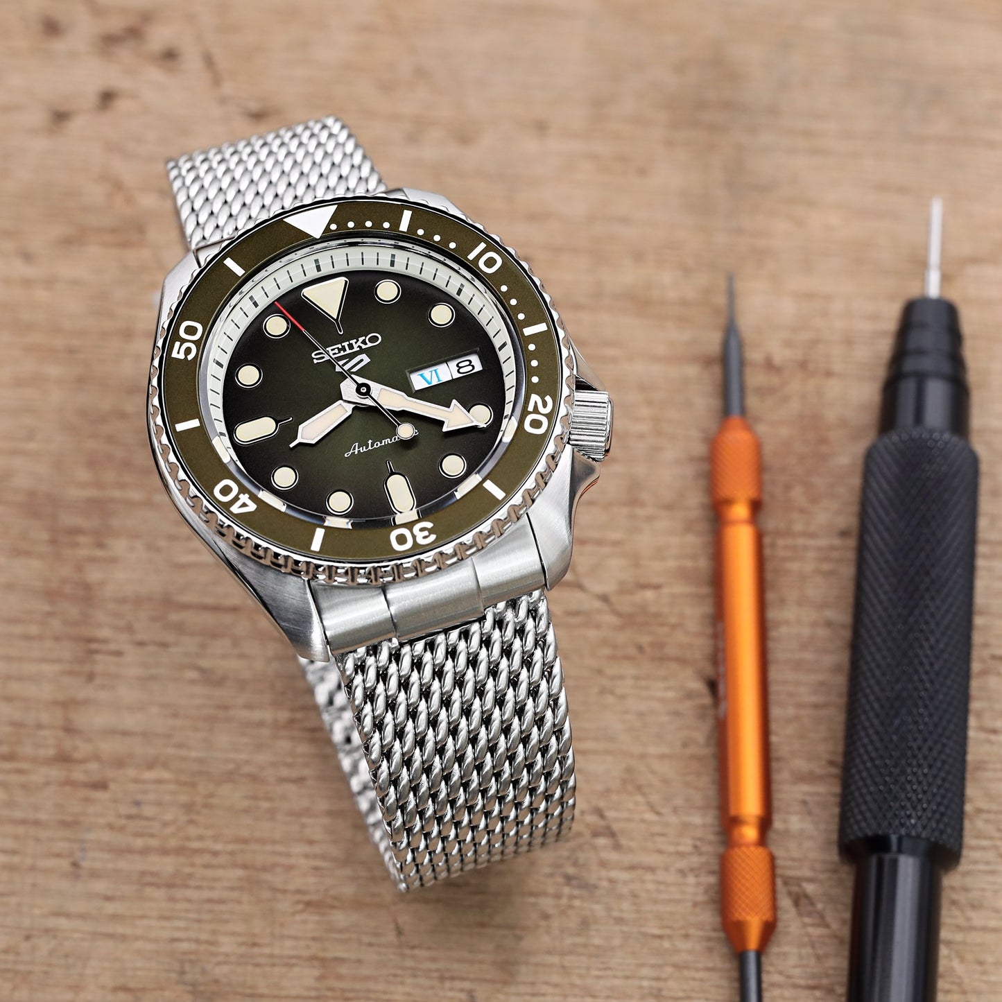 Seiko 5 Sports SRPD75K1/ SBSA019 Khaki Suits Style