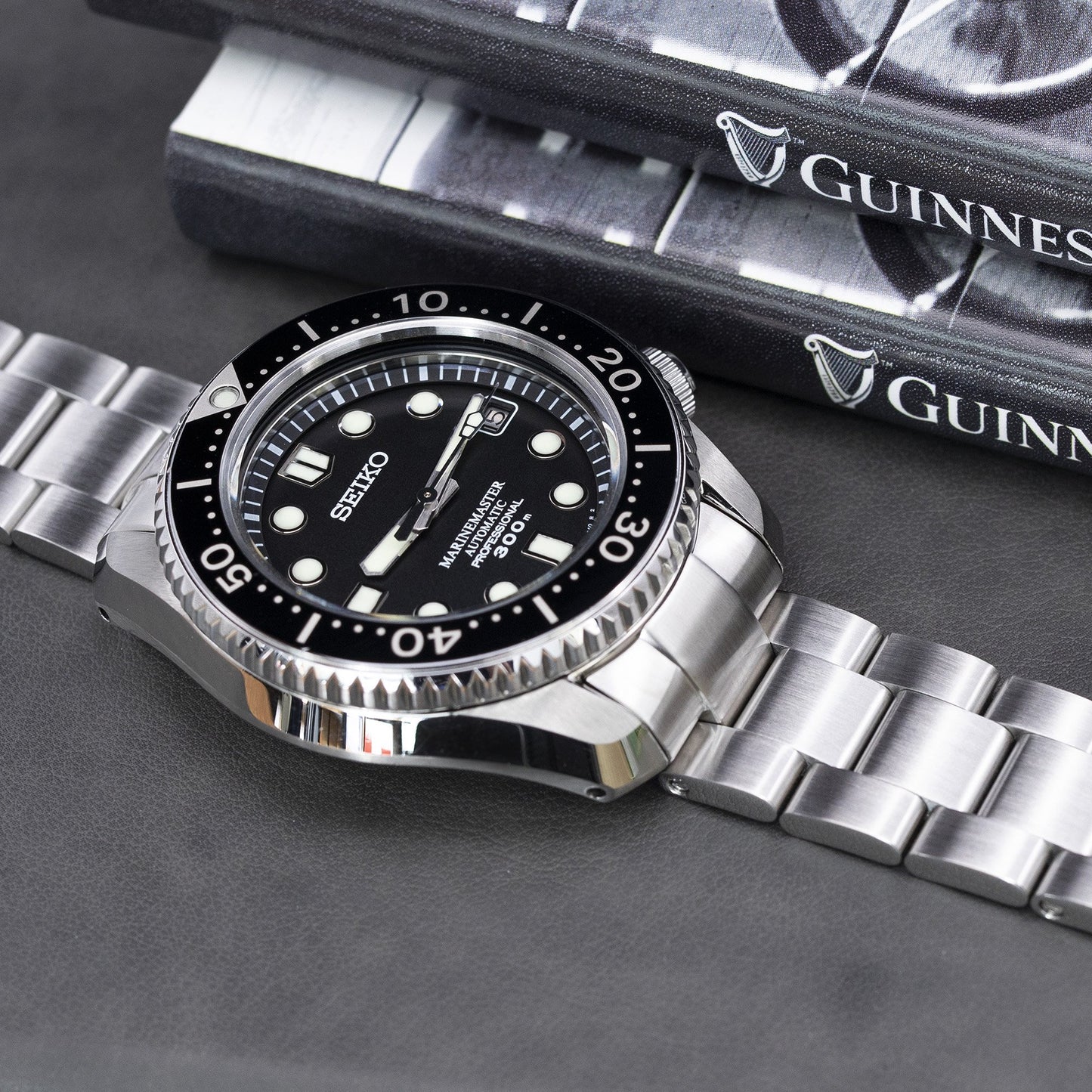 Super-O Boyer for Seiko MM300 Prospex Marinemaster V-Clasp, Brushed