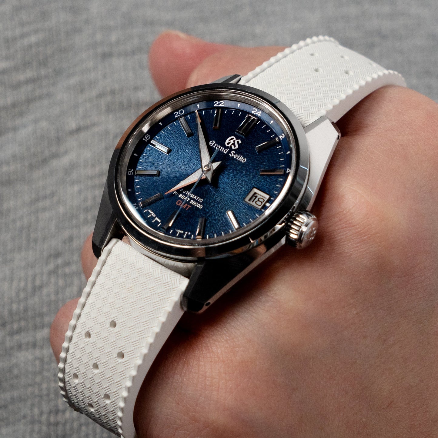 Grand Seiko Boutique Limited Edition SBGJ235 Hi-Beat 36000 GMT