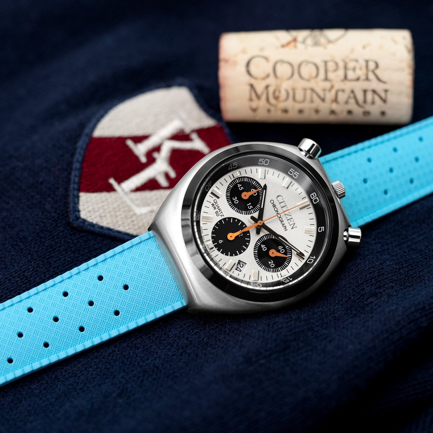 Citizen Bullhead Panda Reissue Tsuno Chrono AN3660-81A