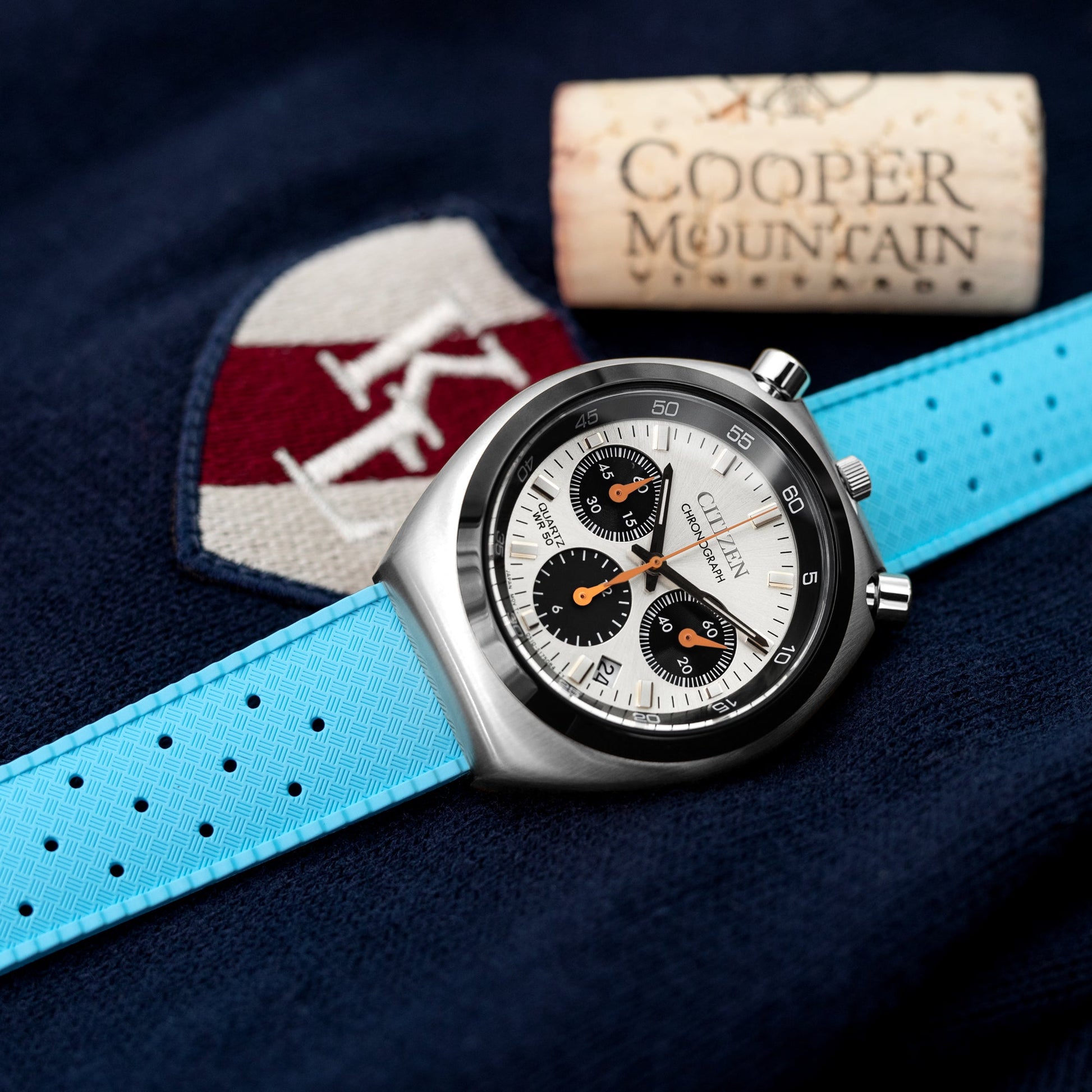 Citizen Bullhead Panda Reissue Tsuno Chrono AN3660-81A