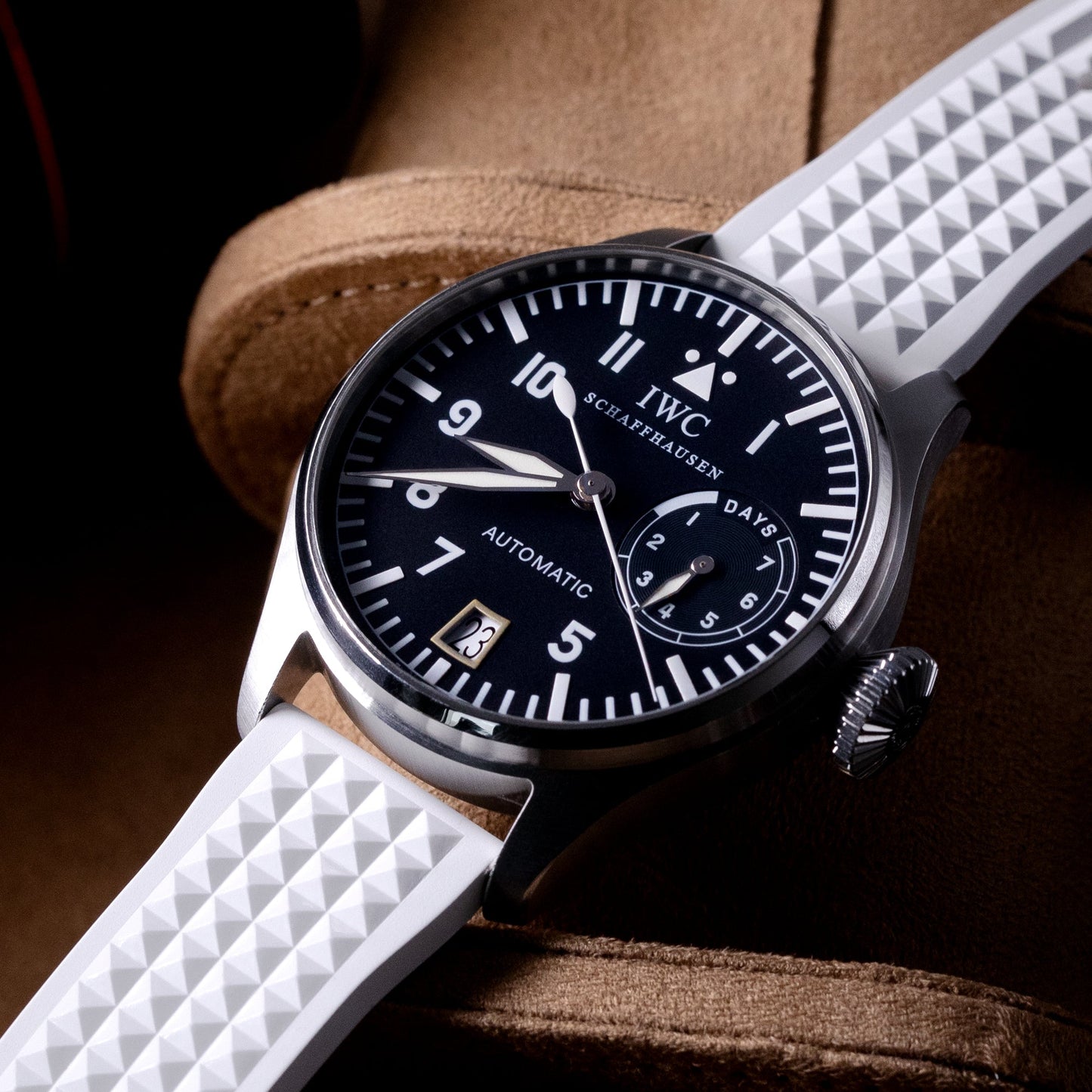 IWC Big Pilot watch 5002 46mm 7 Day Power Reserve