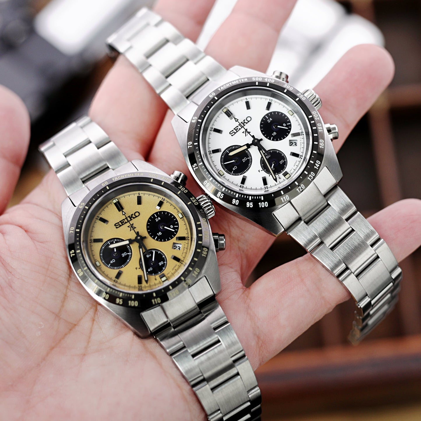 Seiko Speedtimer Panda chronograph SSC817 Gold Dial Seitona