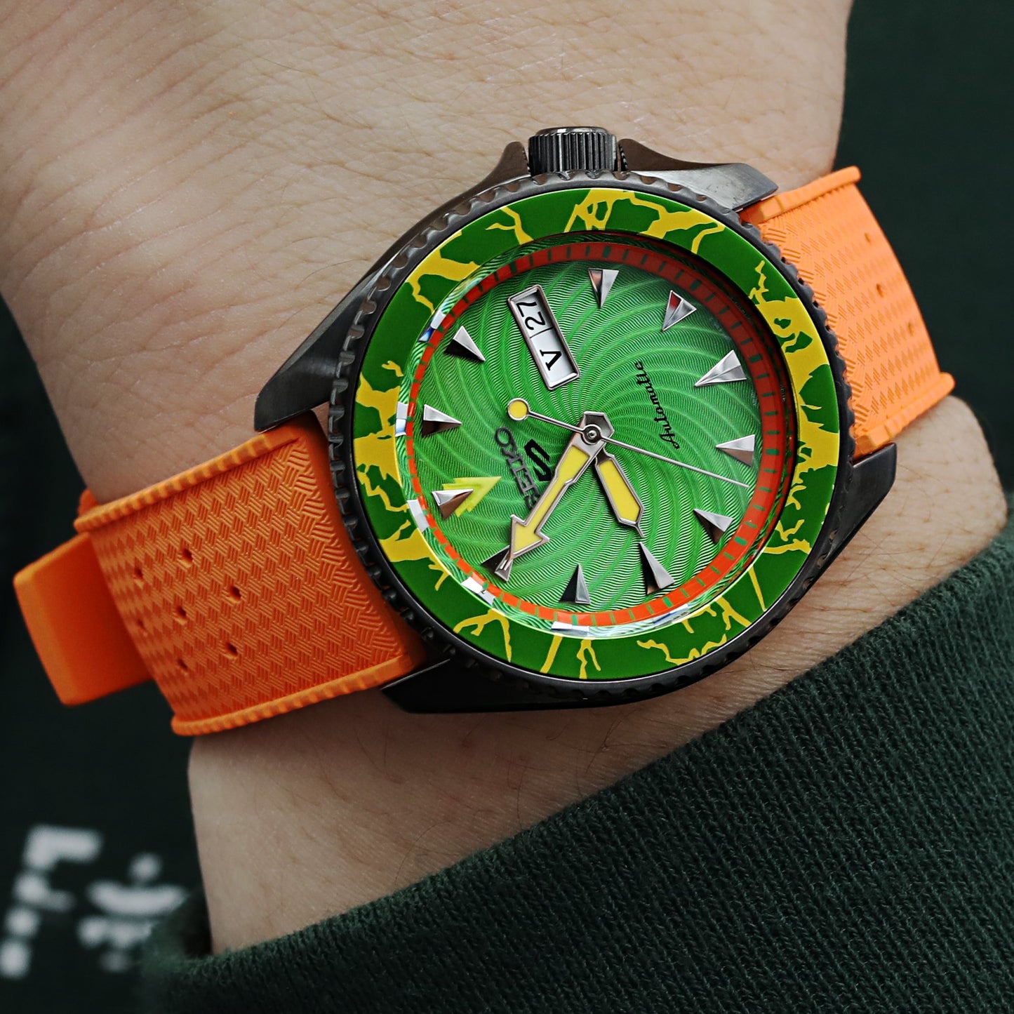 Seiko 5 Sports Street Fighter V Limited Edition SRPF23 'Blanka'