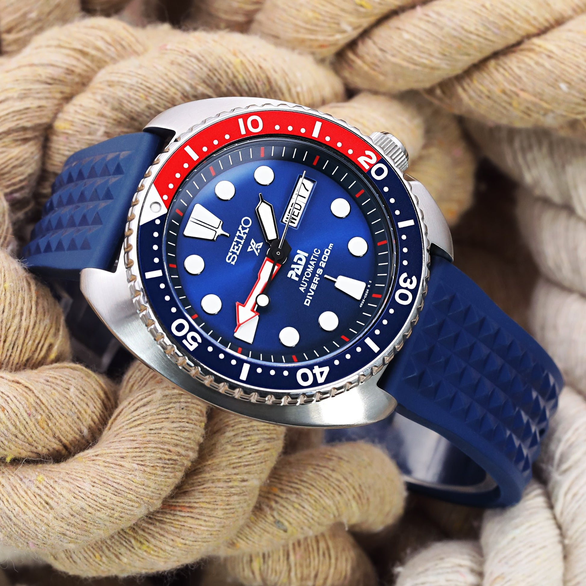 Chaffle Black FKM Rubber watch strap, 19mm to 22mm Watch Bands