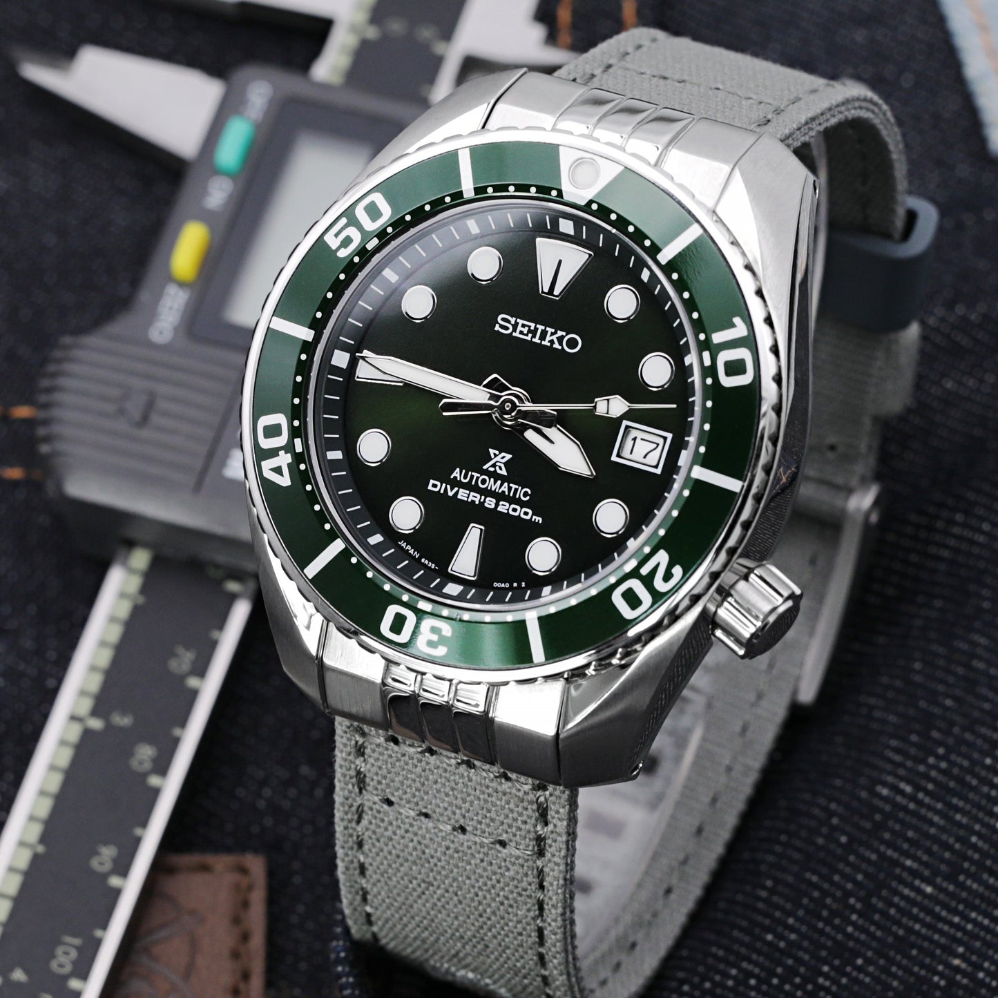Seiko Prospex Diver 200m SPB103J1 Green Sumo