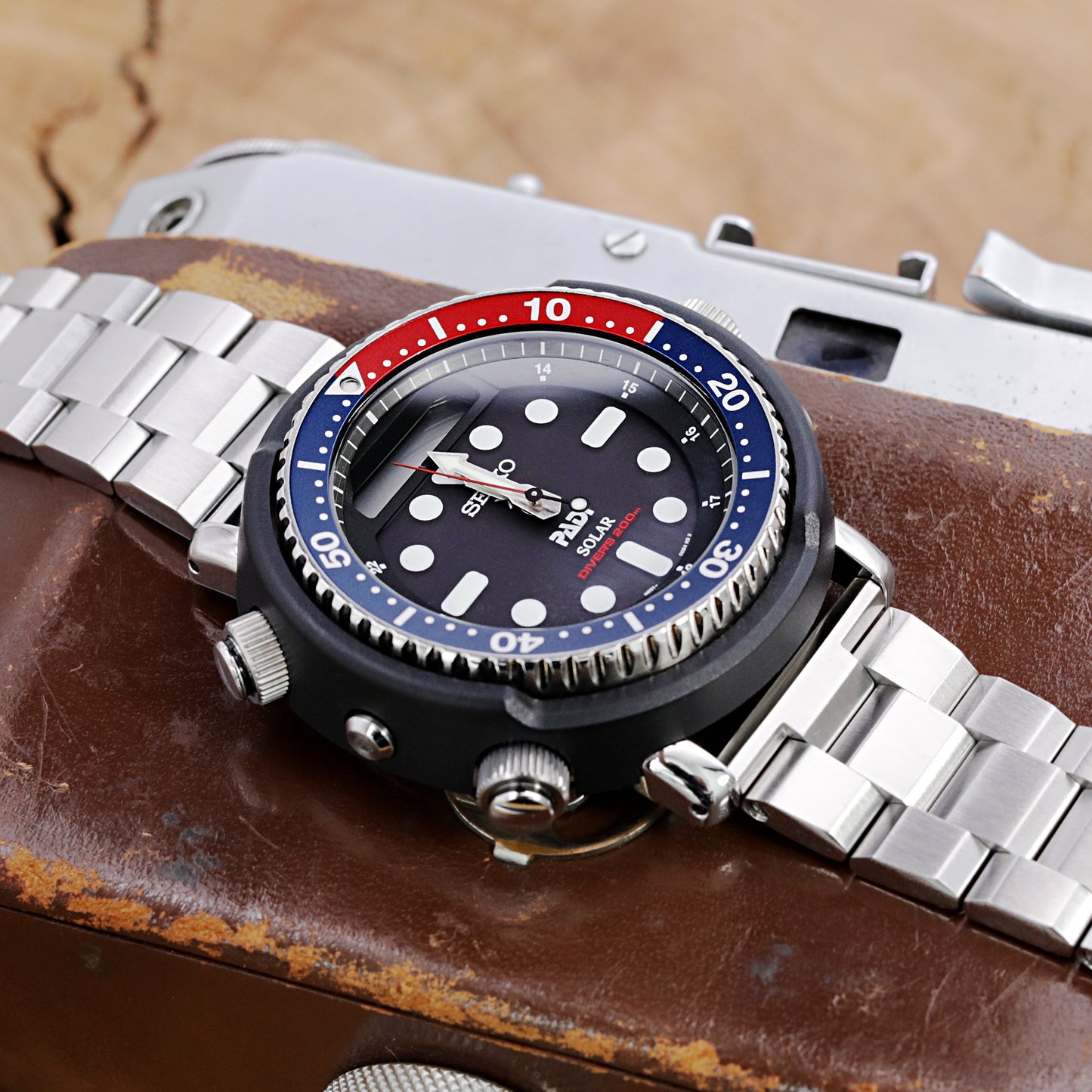 Seiko Prospex Arnie Re-Issue Solar PADI Hybrid LCD Watch SNJ027P1