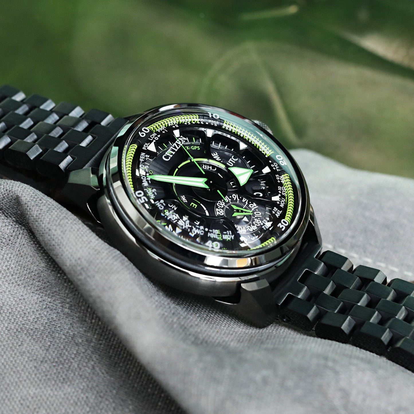 Citizen Eco-Drive Satellite Wave GPS satellite-synchronized movement F990