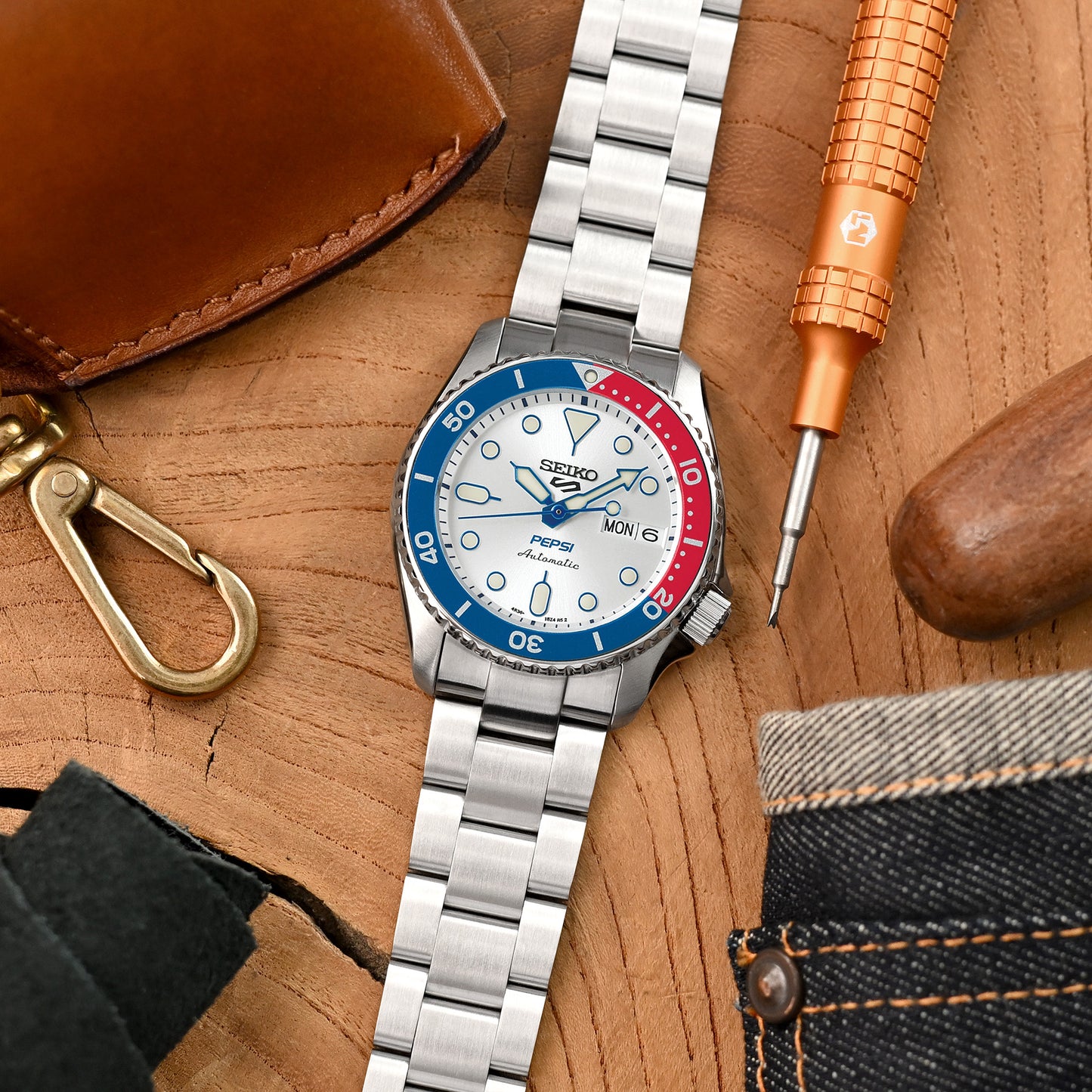 Super-O Boyer for Seiko 5 Sports 38mm V-Clasp, Brushed