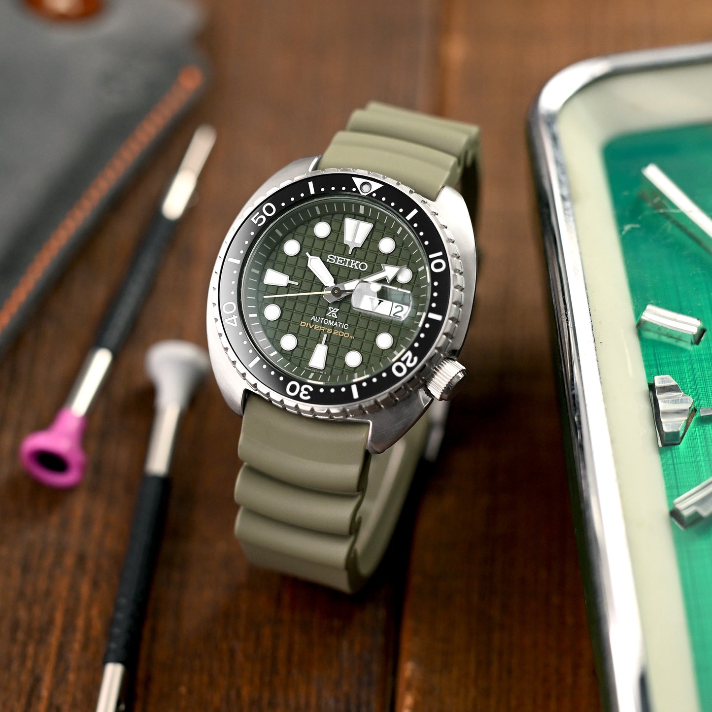 Firewave Resilient Curved End FKM rubber Watch Strap, Ash Green