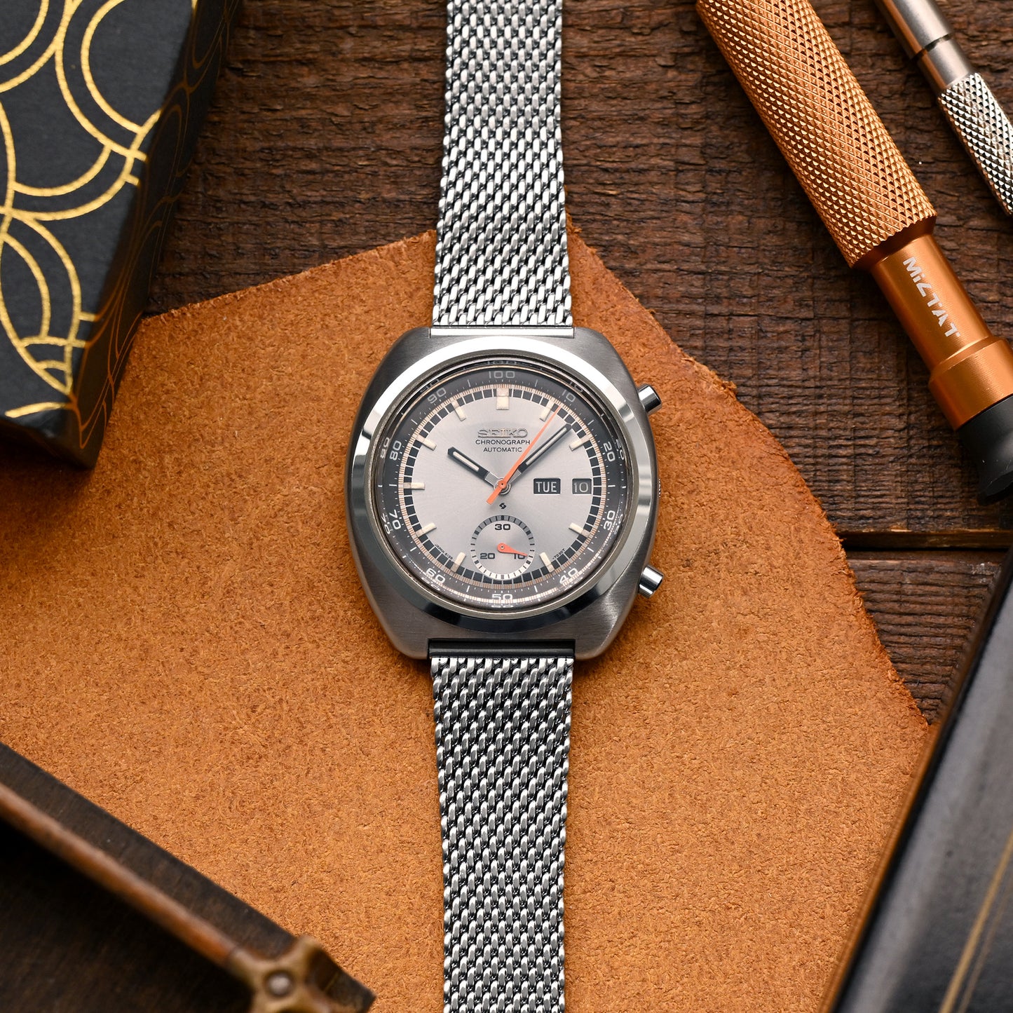 Classic Tapered Quick Release Mesh Band, Brushed