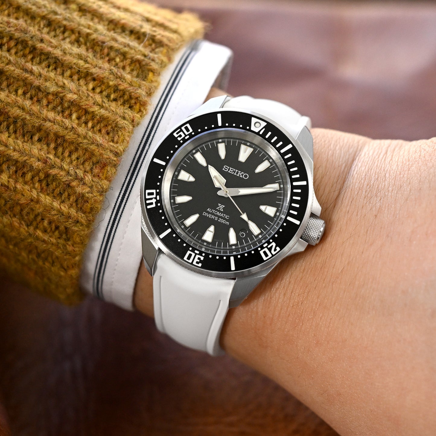 20mm or 22mm FKM34 White Rubber Q.R. Deployant Watch Band