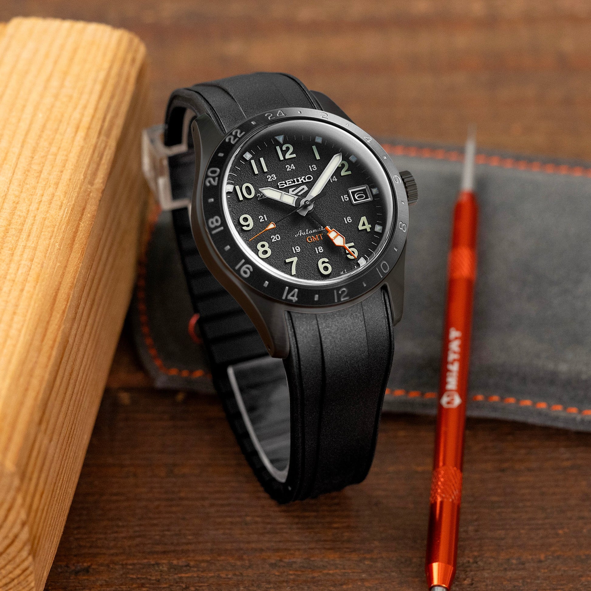 Seiko 5 Sports Field GMT Series SSK025 Black Dial