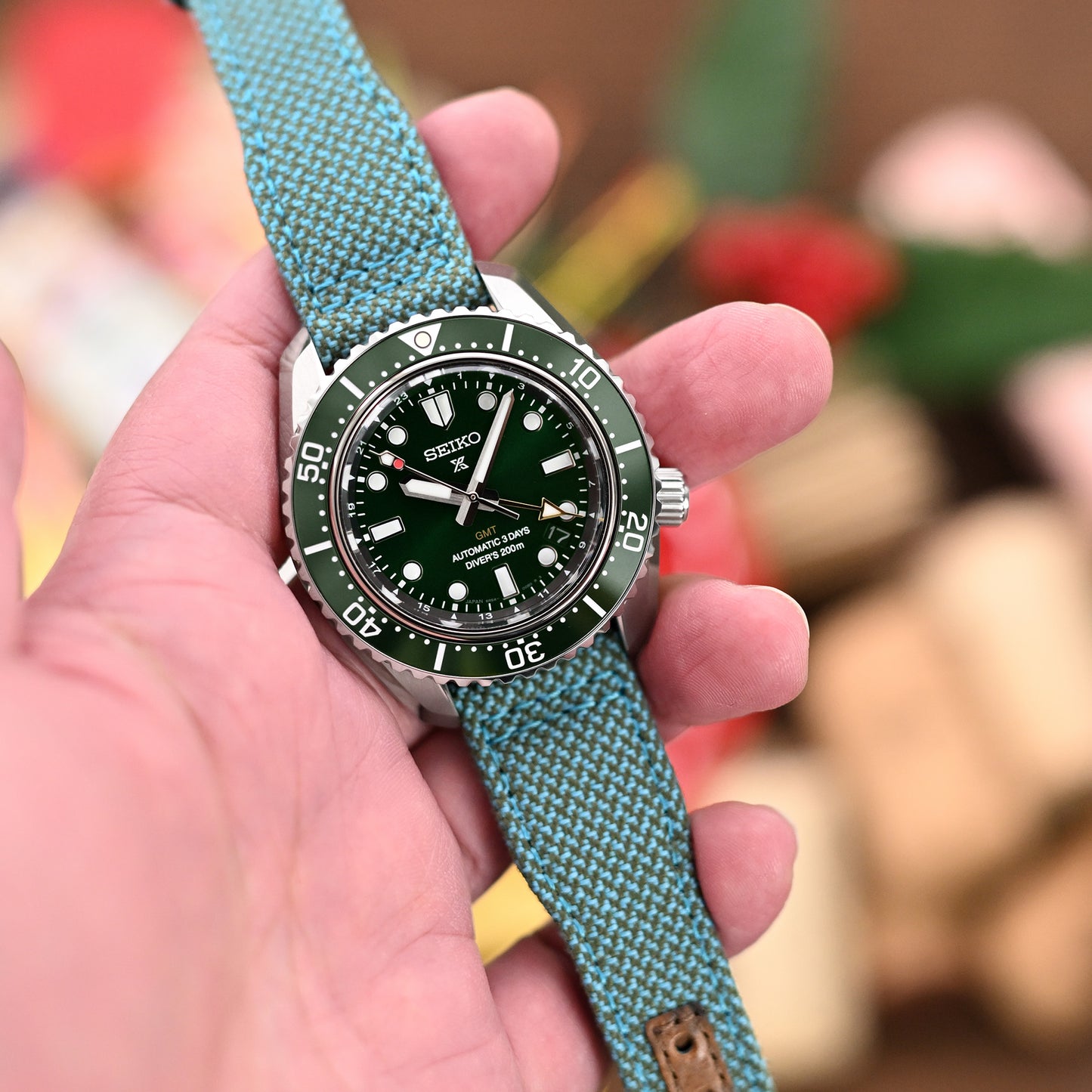 Q.R. Revive Pilot watch strap in Mixed Blue Green