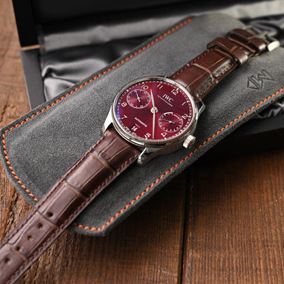 MiLTAT Brown CrocoCalf Curved end, Brown St.