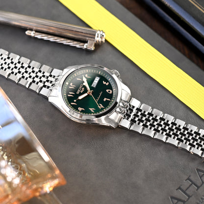 Asteroid for Seiko 5 Sports 40mm V-Clasp, Brushed with Polished Center