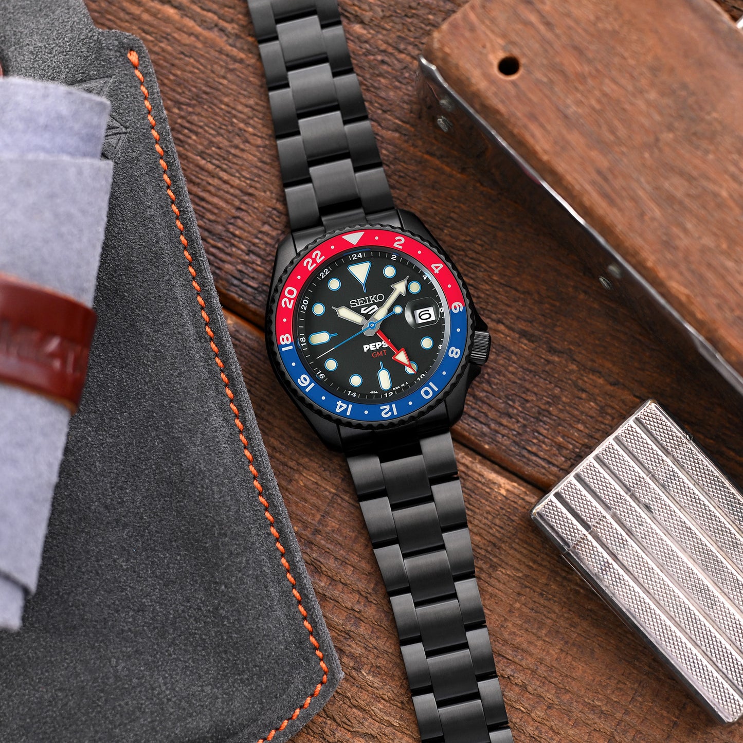 22mm Super-O Boyer compatible with Seiko 5 SRPD79K1 Diamond-like Carbon (DLC coating)