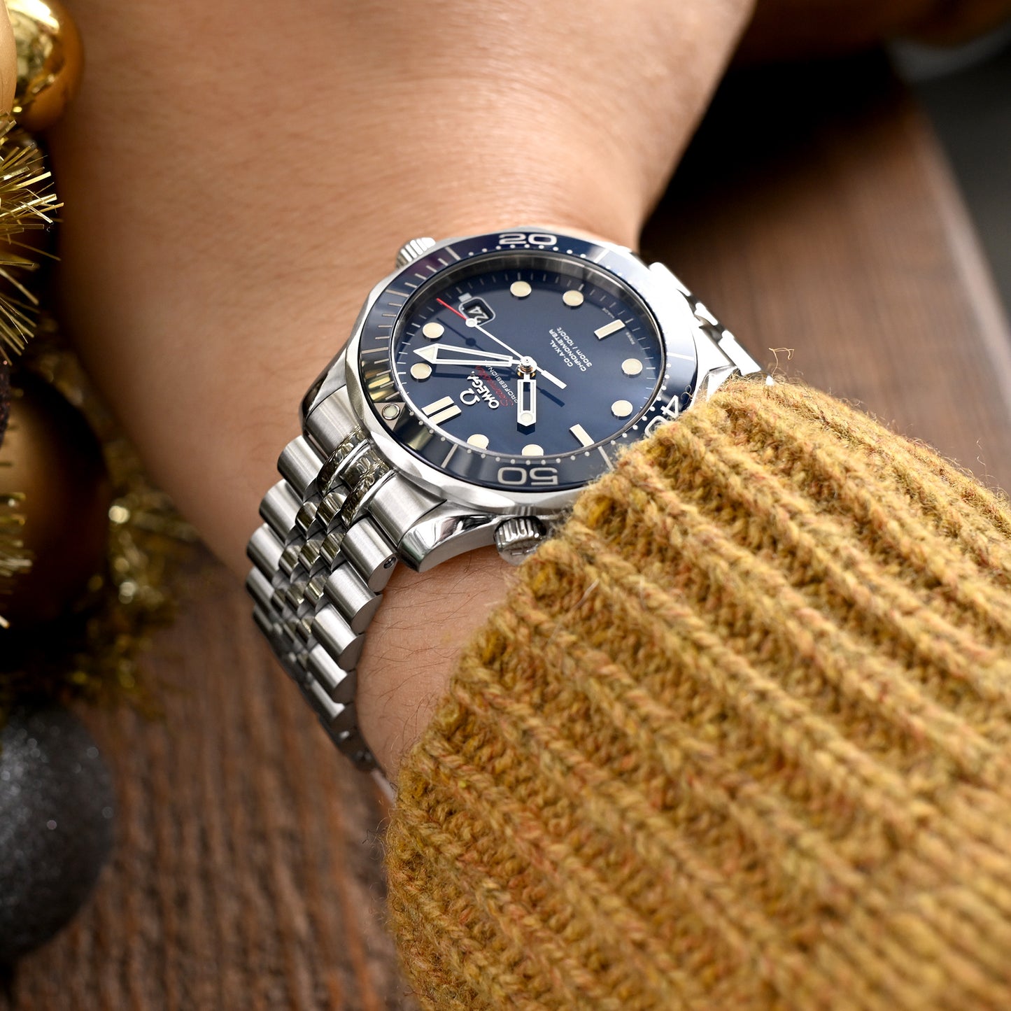 20mm Super-J Louis compatible with Omega Seamaster 41mm V-Clasp Brushed