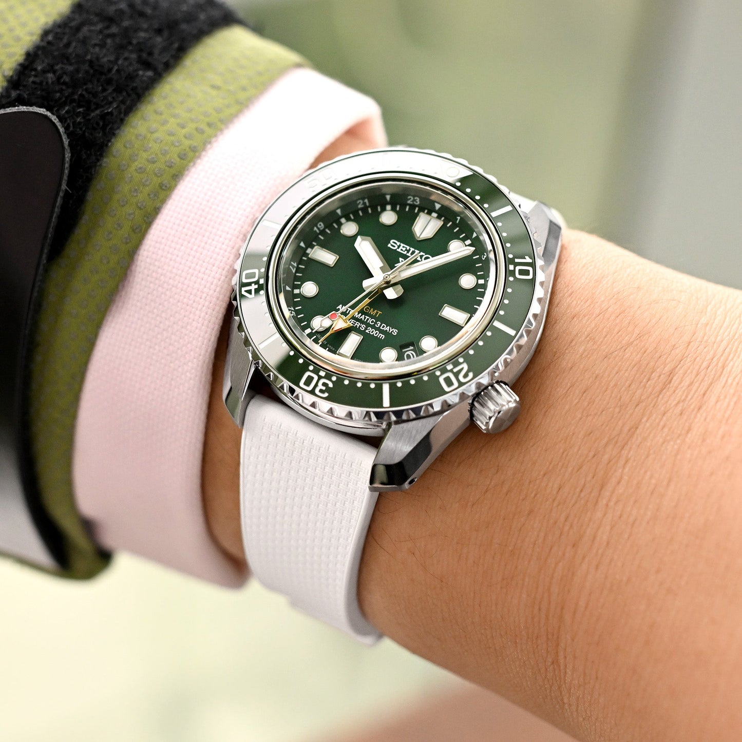 Seiko Prospex 1968 Diver's Modern Re-interpretation GMT SPB381 Green