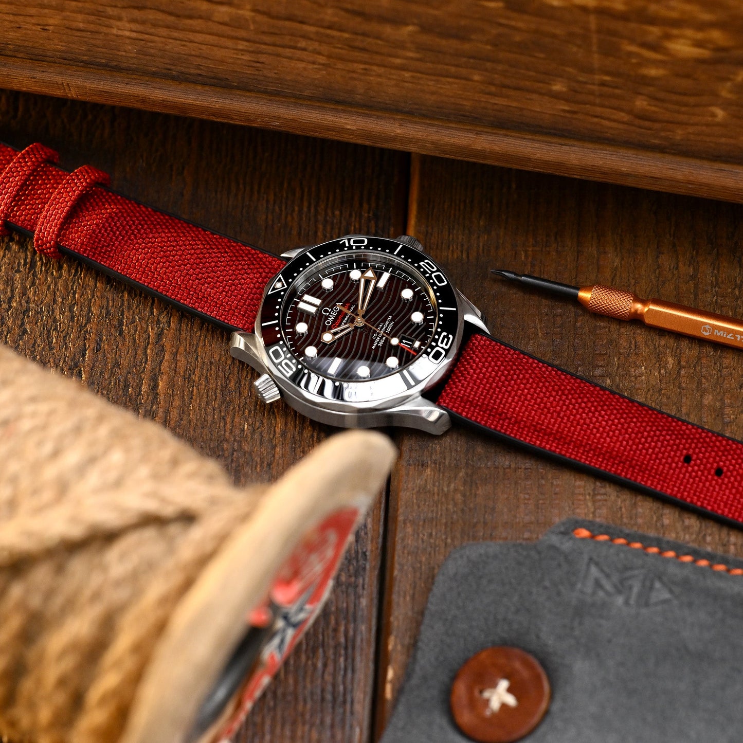 Omega Seamaster Diver 300M Co-Axial Master Chronometer 42MM Ref. 210.30.42.20.01.001; Hamilton Khaki Field Automatic 38mm Men Watch H70455733