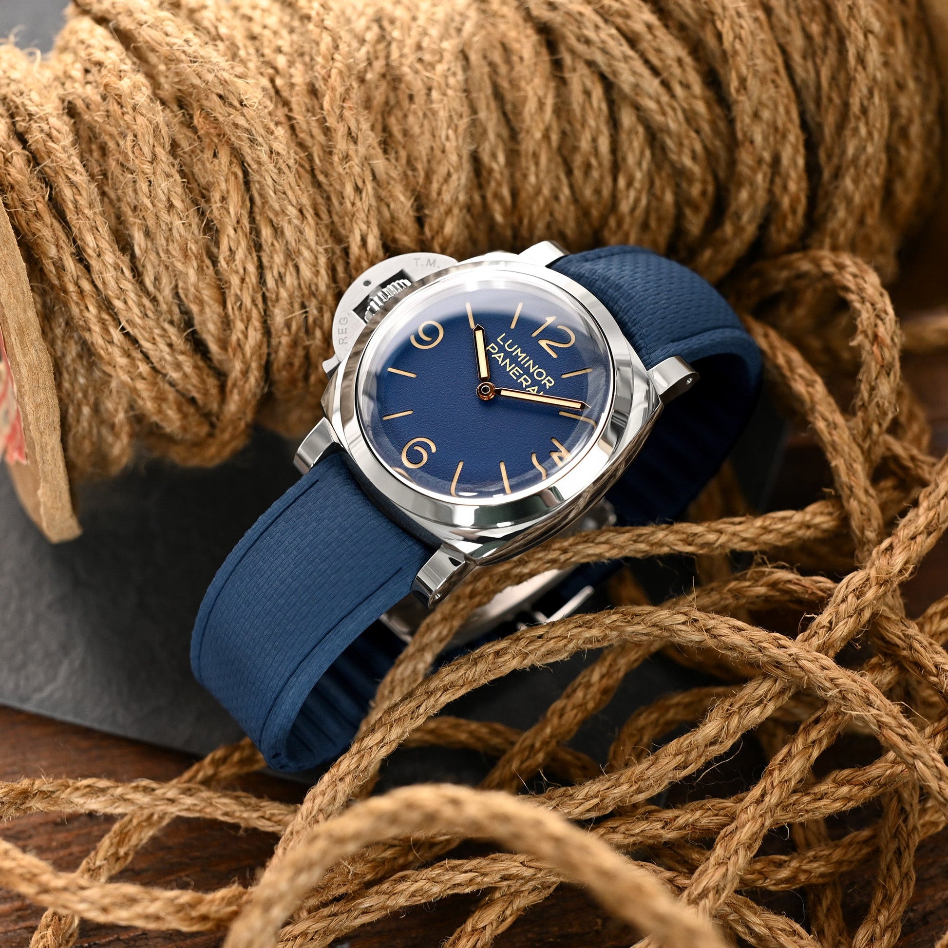Panerai Luminor Destro PAM01732 44mm Manual Wind
