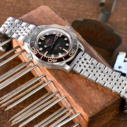 James Bond 007 No Time To Die Omega Seamaster 300M CO?AXIAL 007 Edition