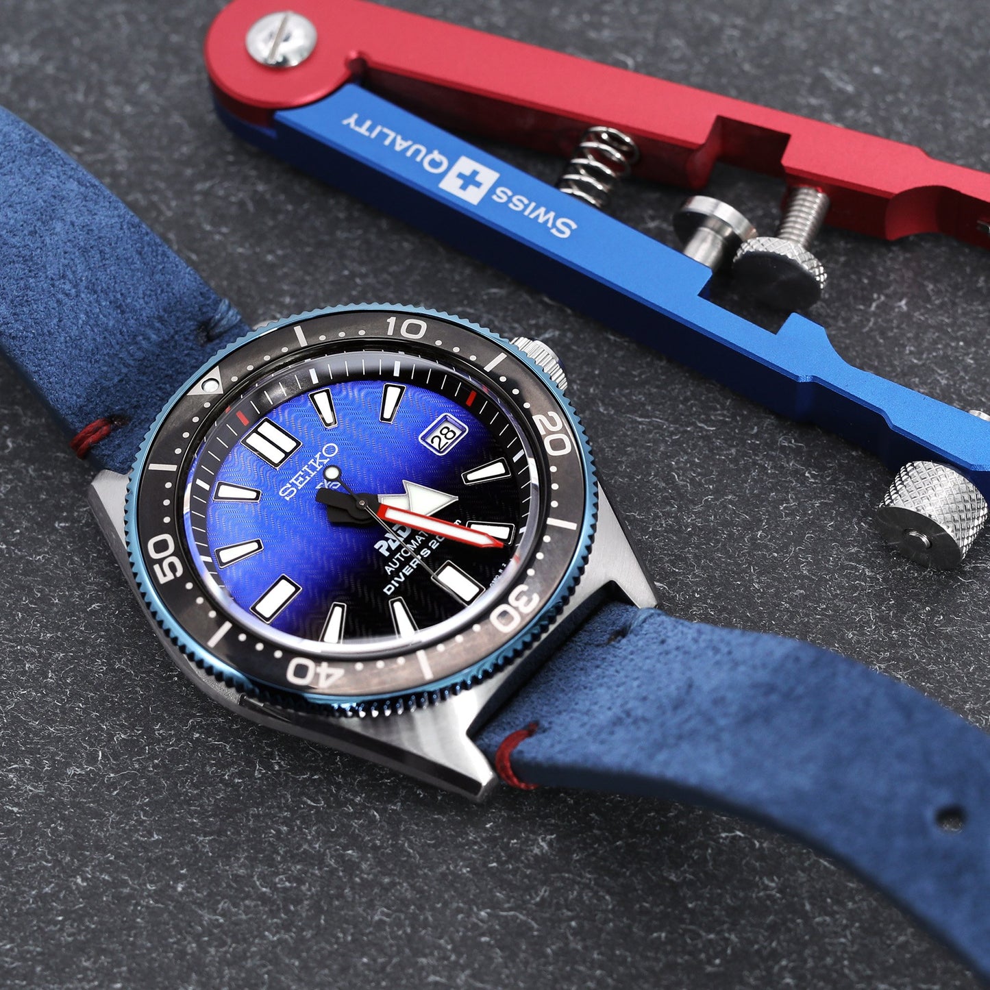 Seiko Prospex PADI Special Edition SPB071J1 (SBDC055) Divers 200m Re-interpretation version of 62MAS