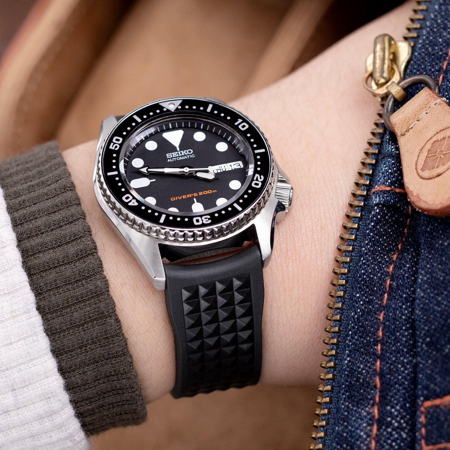 Seiko SKX013 Midsize Diver 200m Automatic Watch, Seiko Prospex Marinemaster MM300 Diver Automatic SBDX017