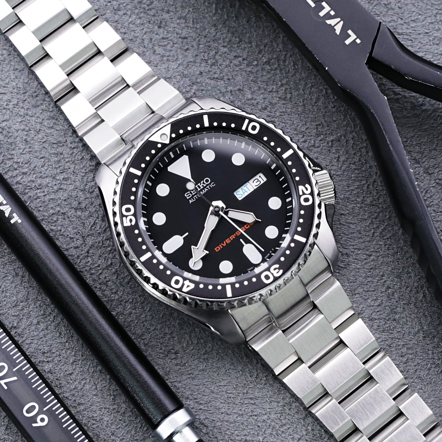 Hexad compatible with Seiko SKX007, V-Clasp B