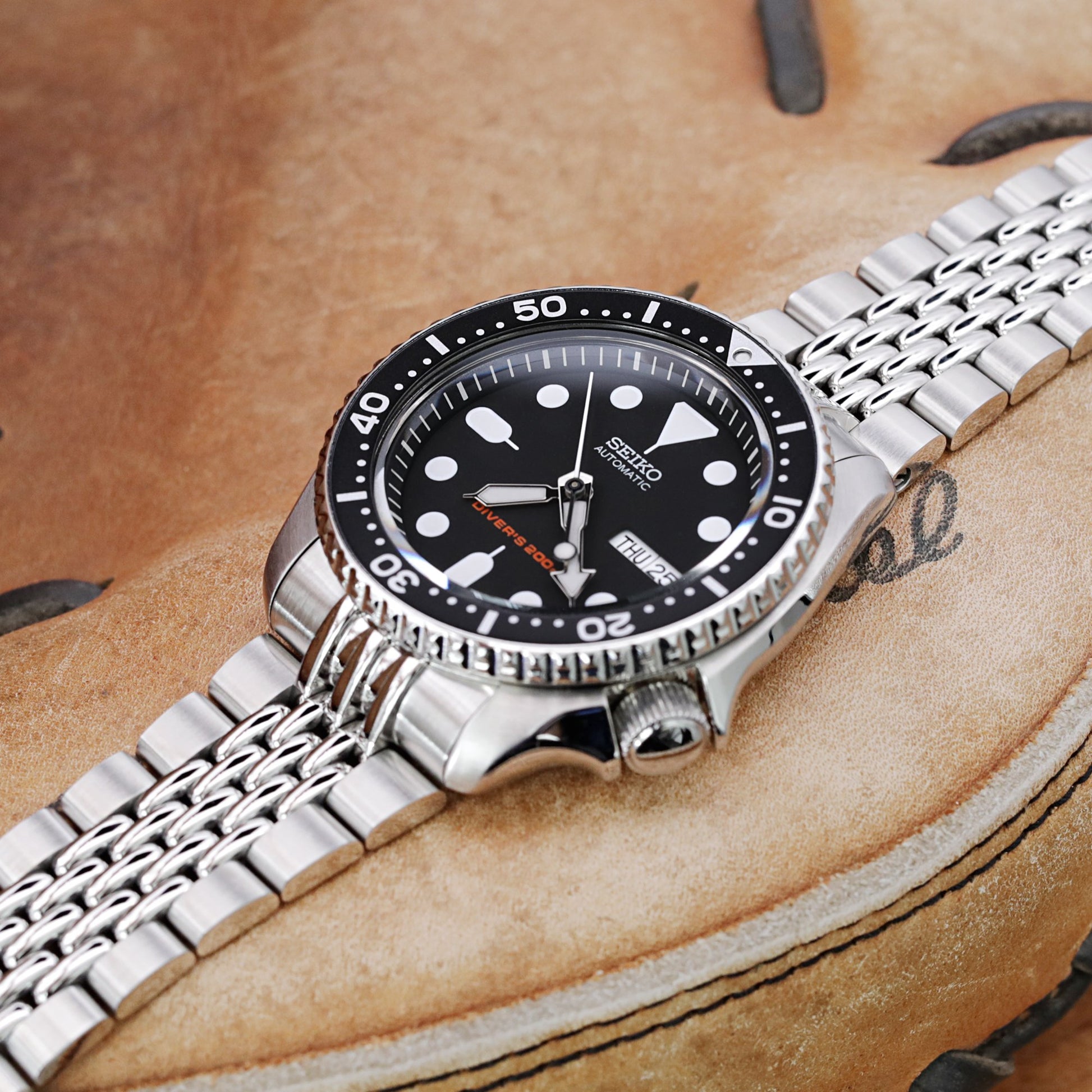 Seiko SKX007 Diver's 200m Automatic Watch